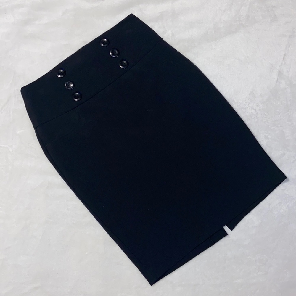 Black Pencil Skirt 🌚